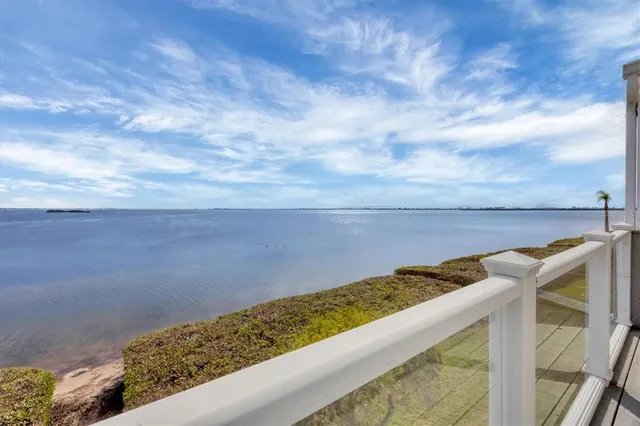 $1,250,000 | 16 Tidy Island Boulevard, Unit 16, Bradenton, FL 34210