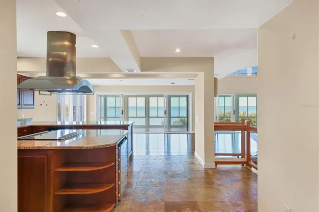 $1,250,000 | 16 Tidy Island Boulevard, Unit 16, Bradenton, FL 34210