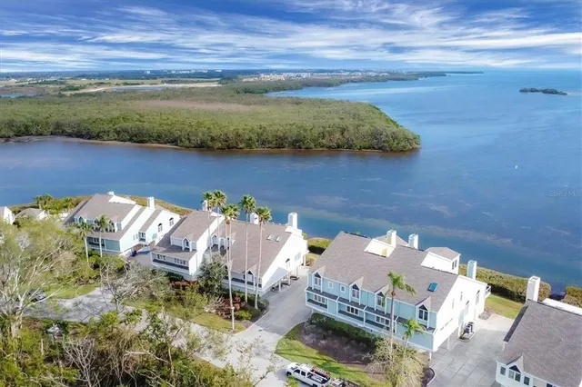 $1,250,000 | 16 Tidy Island Boulevard, Unit 16, Bradenton, FL 34210