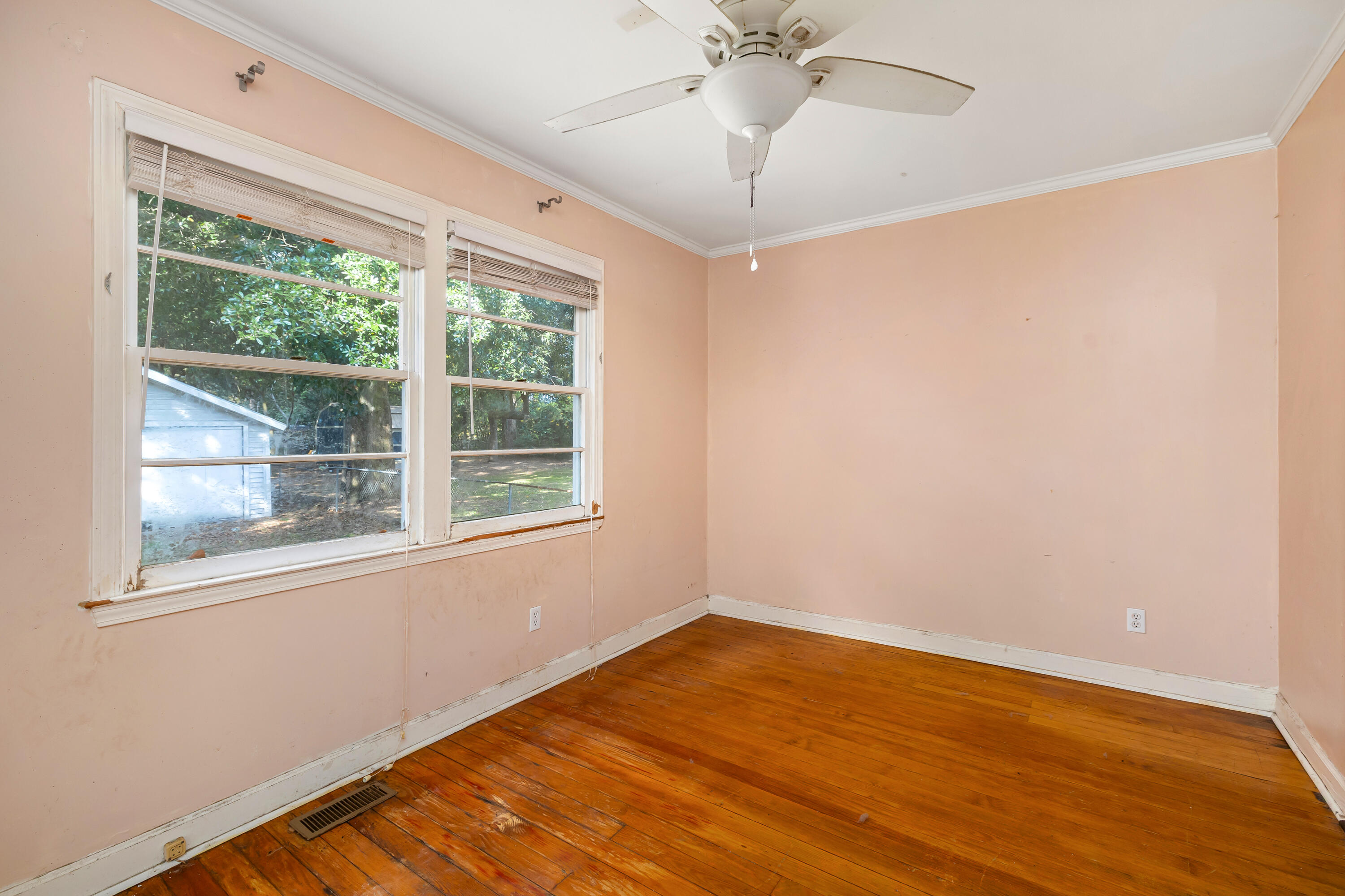 606 North Purdy Street Sumter, SC 29150 - Photo 25 of 28