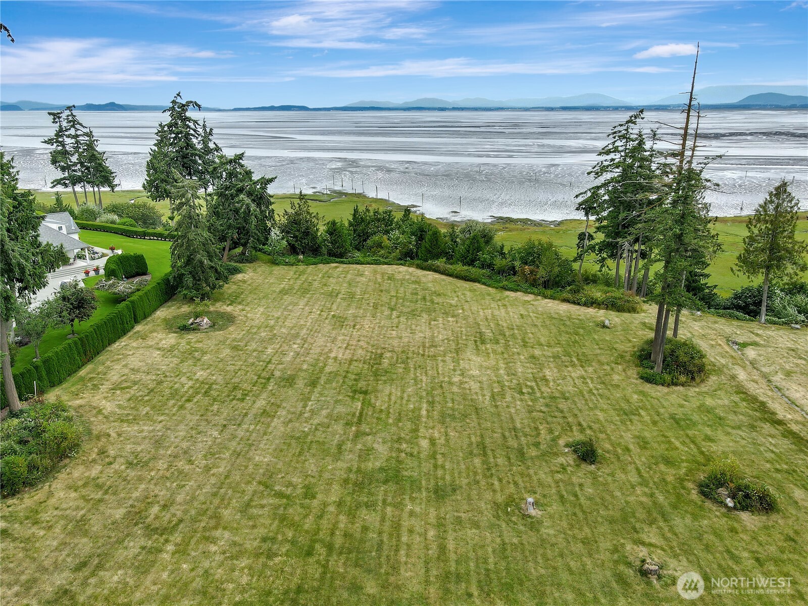 963 Utsalady Road Camano Island, WA 98282 - Photo 6 of 40 a view of a garden