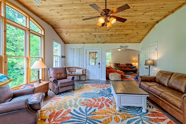 $799,900 | 806 Ledford Chapel Road, Hayesville, NC 28904