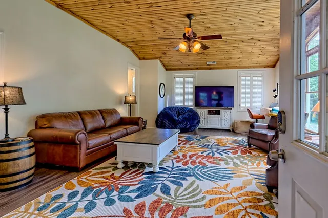 $799,900 | 806 Ledford Chapel Road, Hayesville, NC 28904