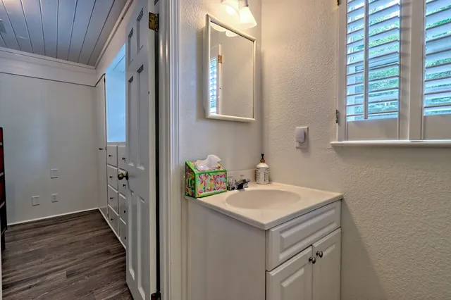 $799,900 | 806 Ledford Chapel Road, Hayesville, NC 28904