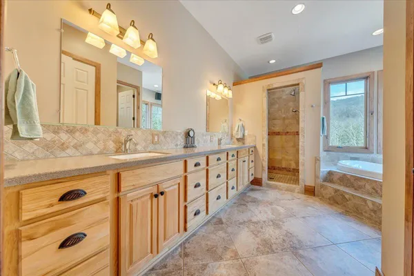 $1,790,000 | 144 Seven Ridges Road, Hot Springs, VA 24445