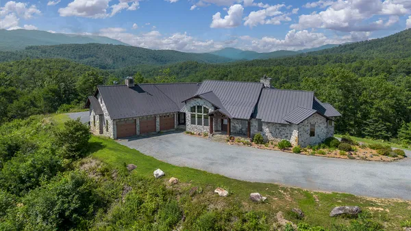 $1,790,000 | 144 Seven Ridges Road, Hot Springs, VA 24445