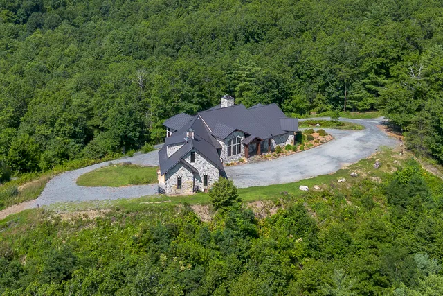 $1,950,000 | 144 Seven Ridges Road, Hot Springs, VA 24445