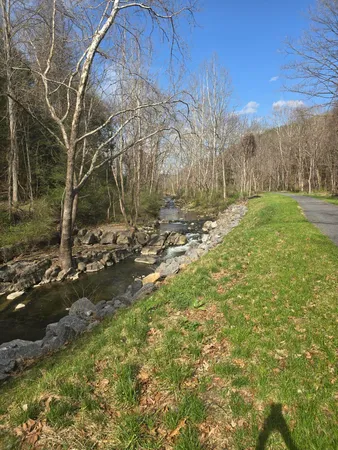 $1,790,000 | 144 Seven Ridges Road, Hot Springs, VA 24445