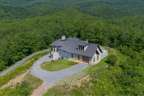 $1,790,000 | 144 Seven Ridges Road, Hot Springs, VA 24445