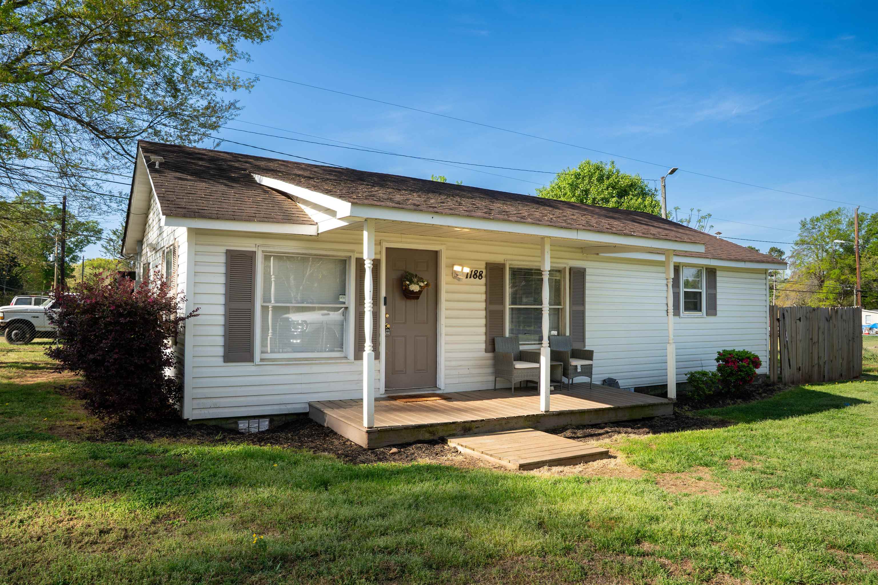 1188 Old Pacolet Road Spartanburg, SC 29307 - Photo 2 of 18
