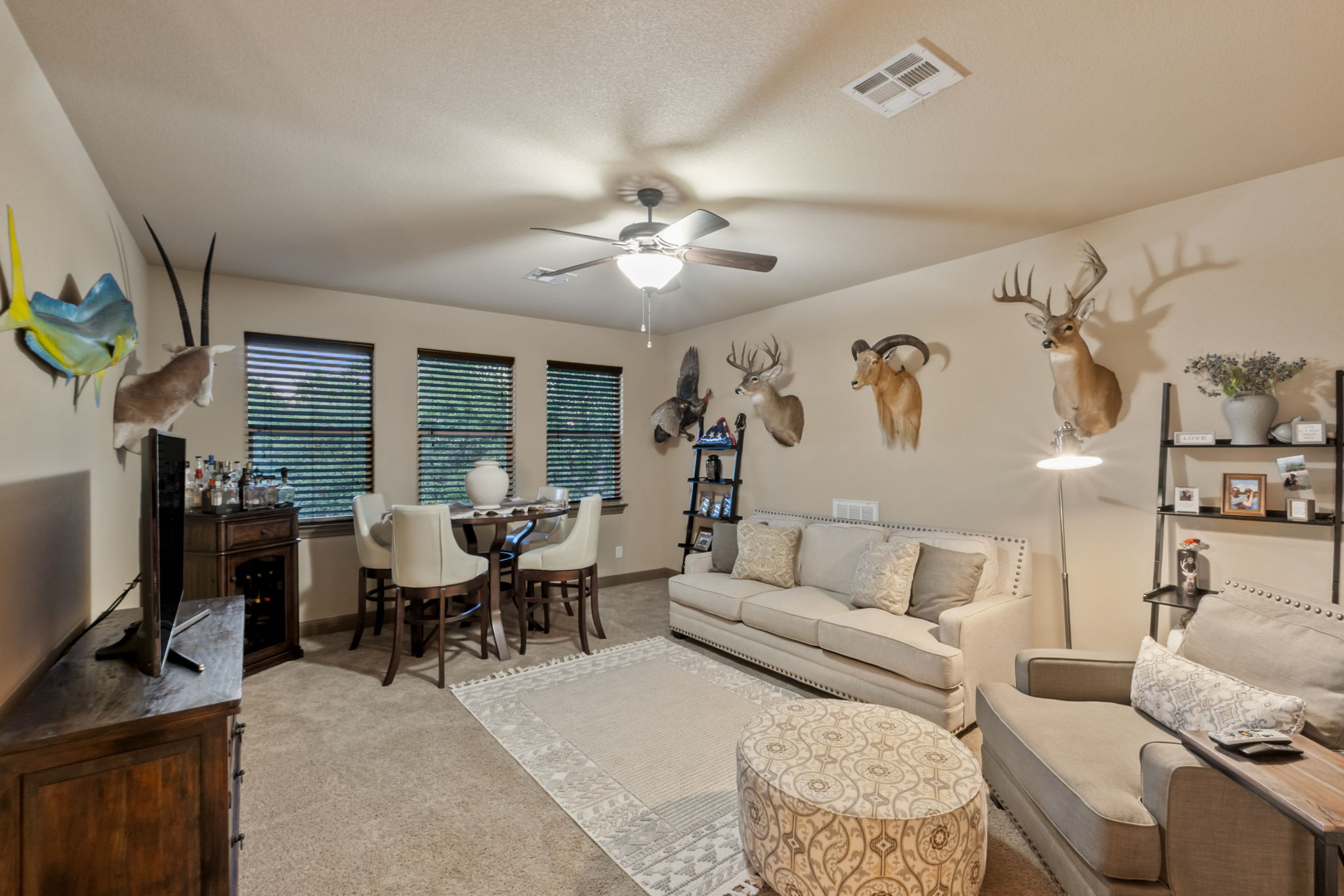 104 Vista Lane Georgetown, TX 78633 - Photo 25 of 36 Shown here as a Game room, and functioning as your own personal get a way.