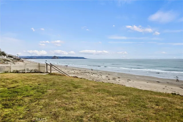 a table and chairs in the patio