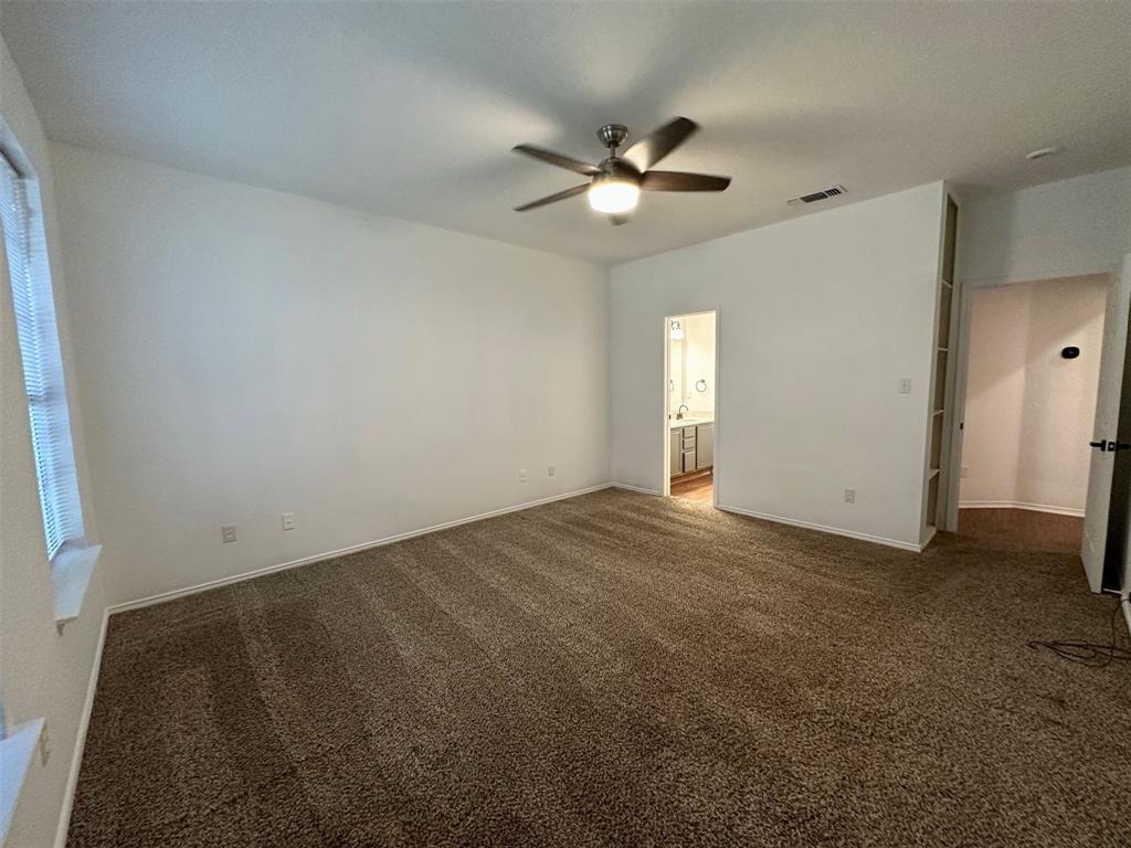 3601 Lasso Road Fort Worth, TX 76262 - Photo 4 of 8