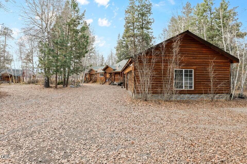 24850 West Side Road Klamath Falls, OR 97601 - Photo 9 of 52 Gallery Image 9