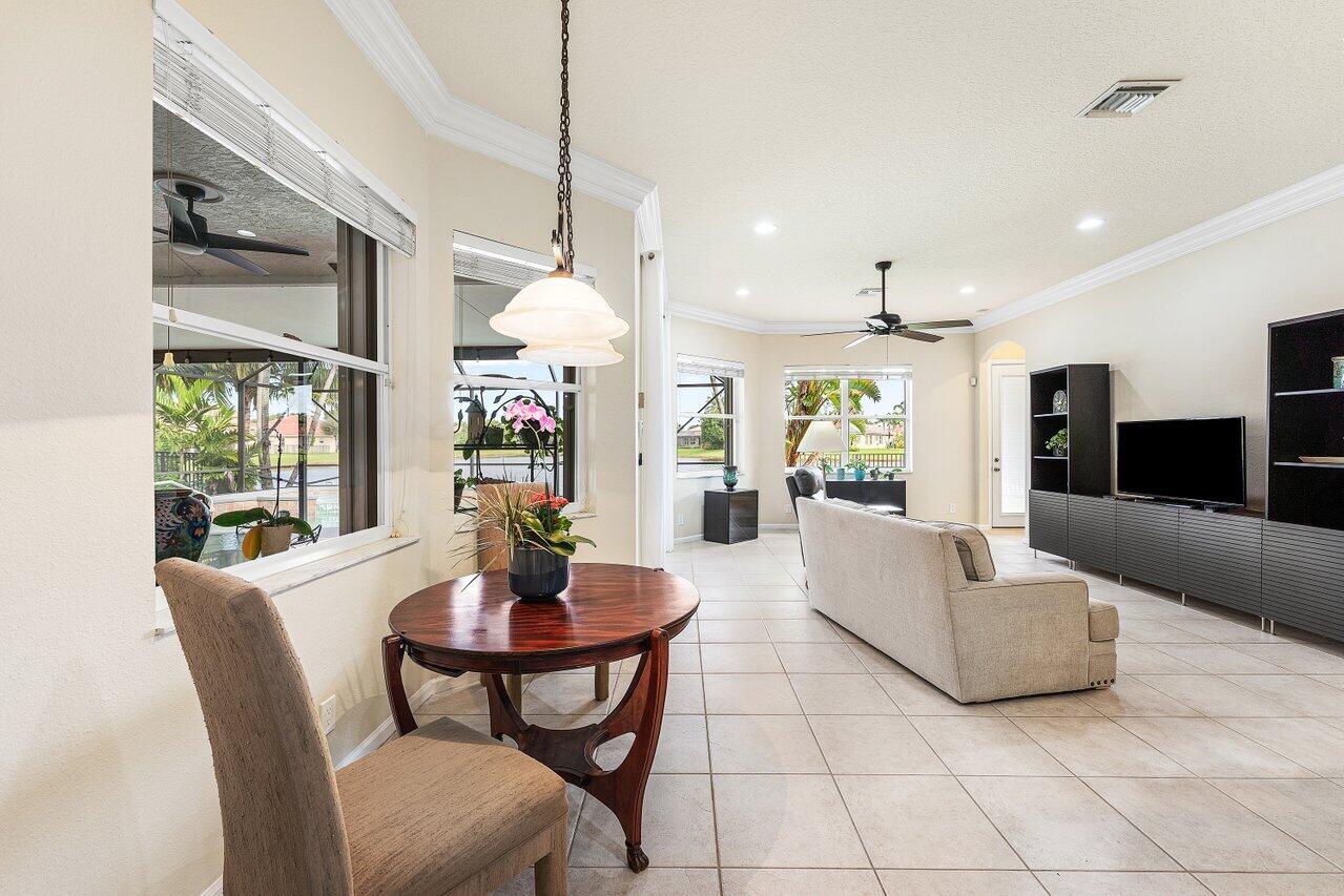 11165 Cobblefield Road Wellington, FL 33449 - Photo 12 of 35 014-11165CobblefieldRoad-Wellington-FL-3