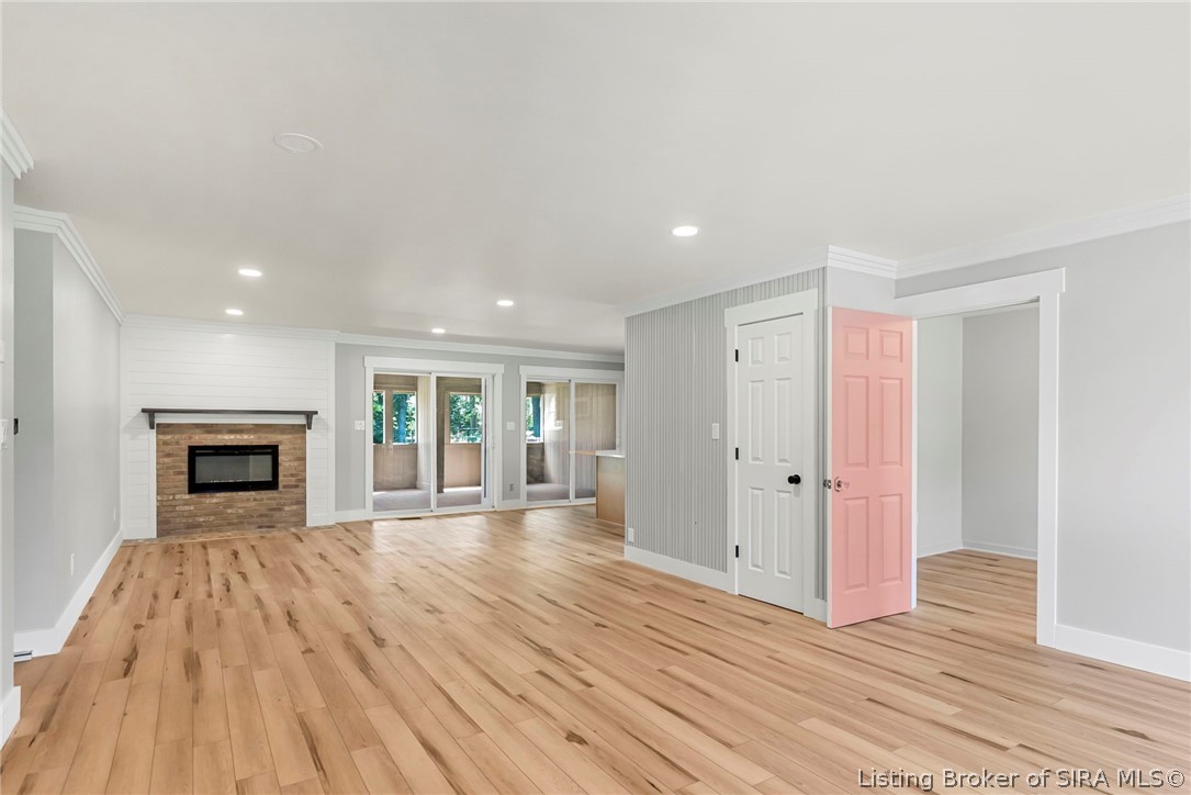 2037 Ridgewood Lane Madison, IN 47250 - Photo 5 of 27 Family room with electric fireplace
