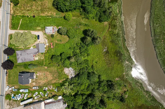 $69,500 | 1236 Main Street, Harrington, ME 04643