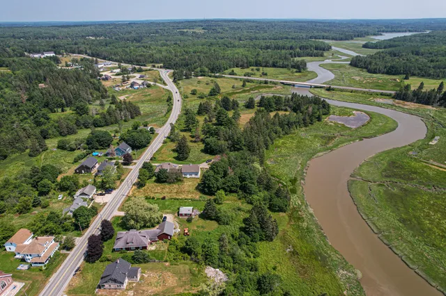 $69,500 | 1236 Main Street, Harrington, ME 04643