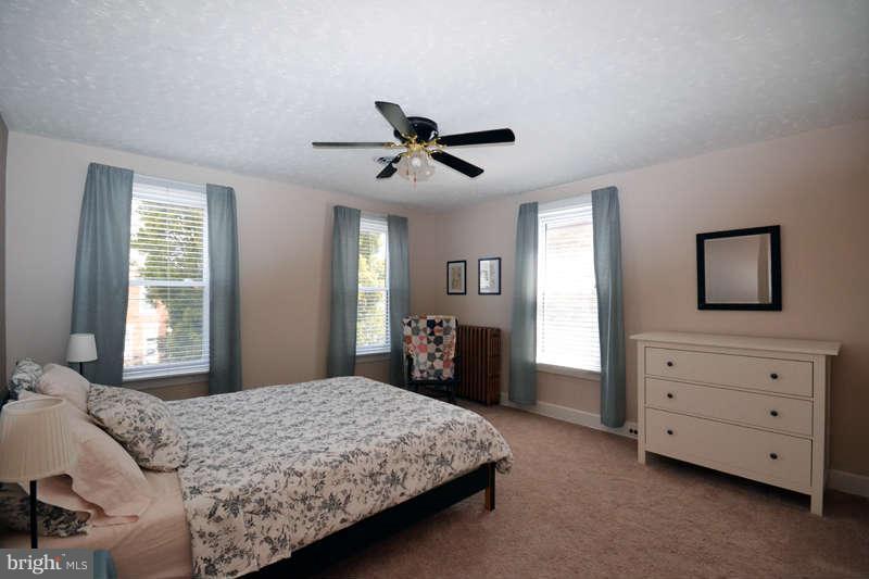 3808 Roland Avenue Baltimore, MD 21211 - Photo 18 of 29 Bedroom (Master)