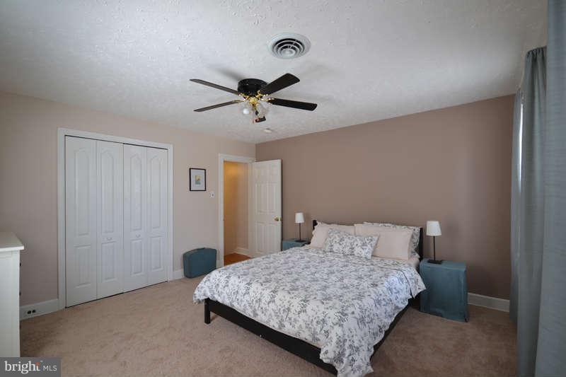 3808 Roland Avenue Baltimore, MD 21211 - Photo 20 of 29 Bedroom (Master)