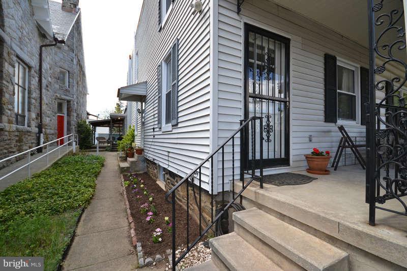 3808 Roland Avenue Baltimore, MD 21211 - Photo 6 of 29 Exterior (Front)
