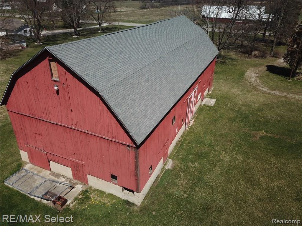 3279 Coldwater Road Mount Morris, MI 48458 - Photo 11 of 39 DJI_0019.JPG