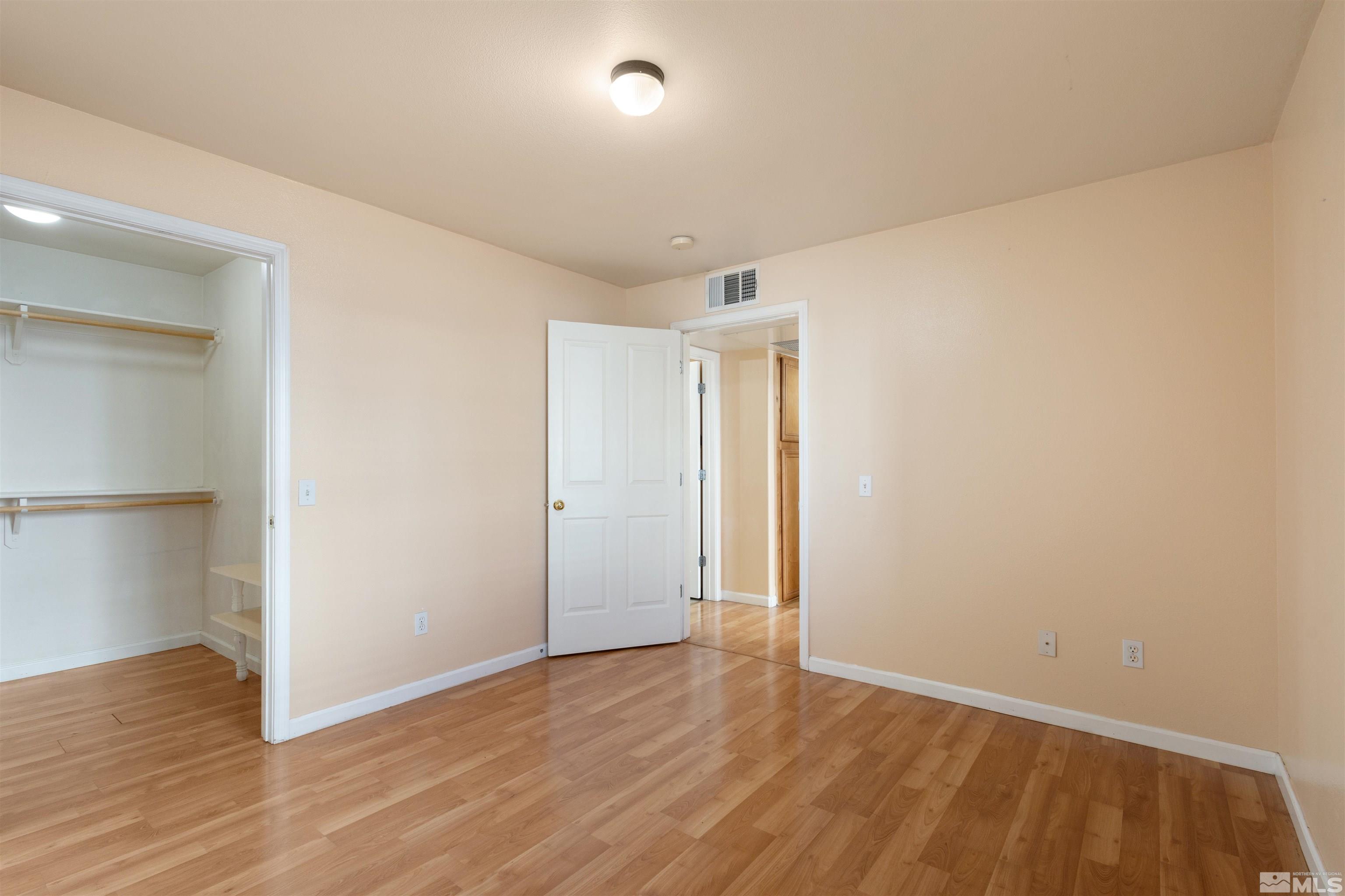 2000 Silverada Boulevard, Unit 213 Reno, NV 89512 - Photo 12 of 17 Photo 12