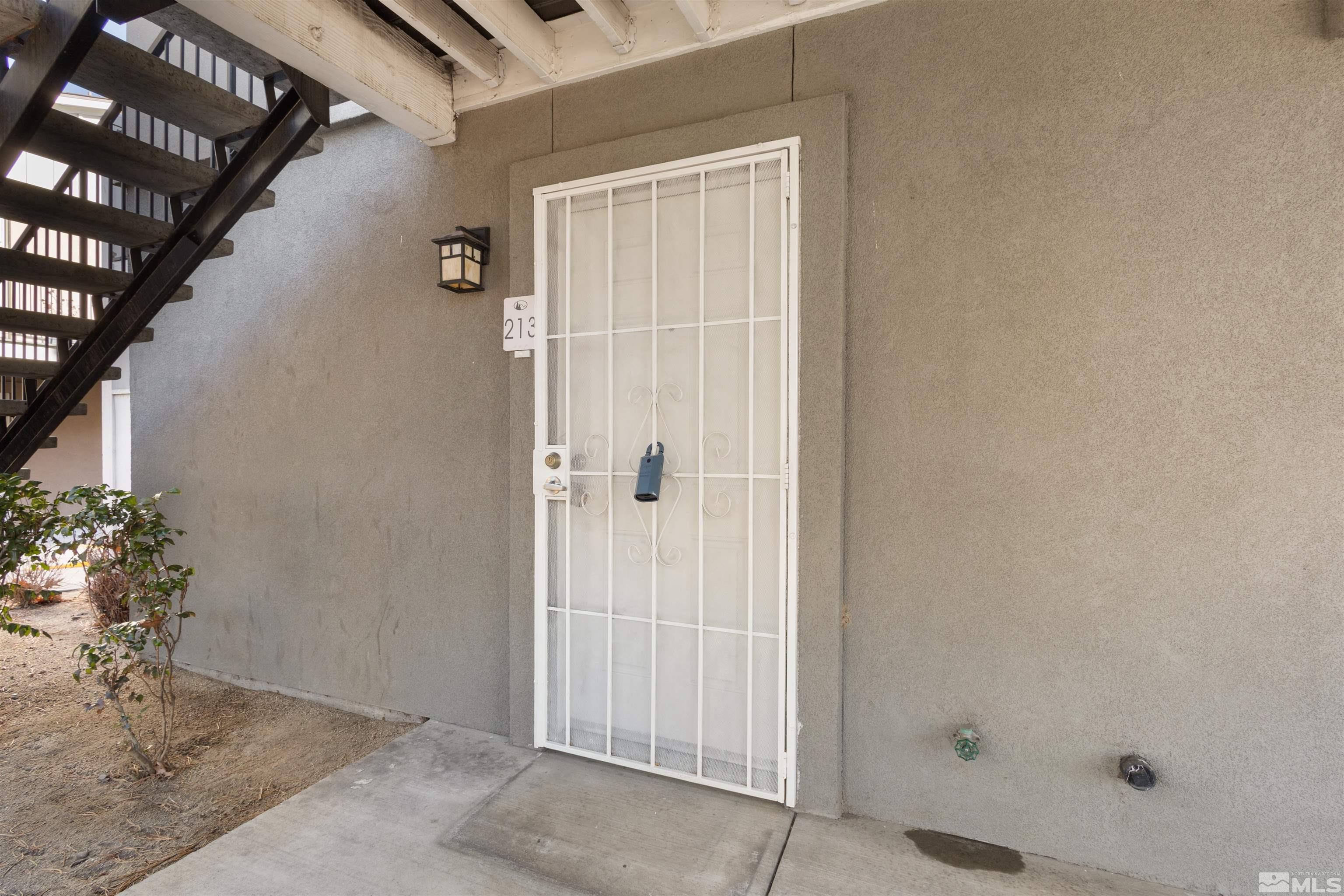 2000 Silverada Boulevard, Unit 213 Reno, NV 89512 - Photo 5 of 17 Photo 5