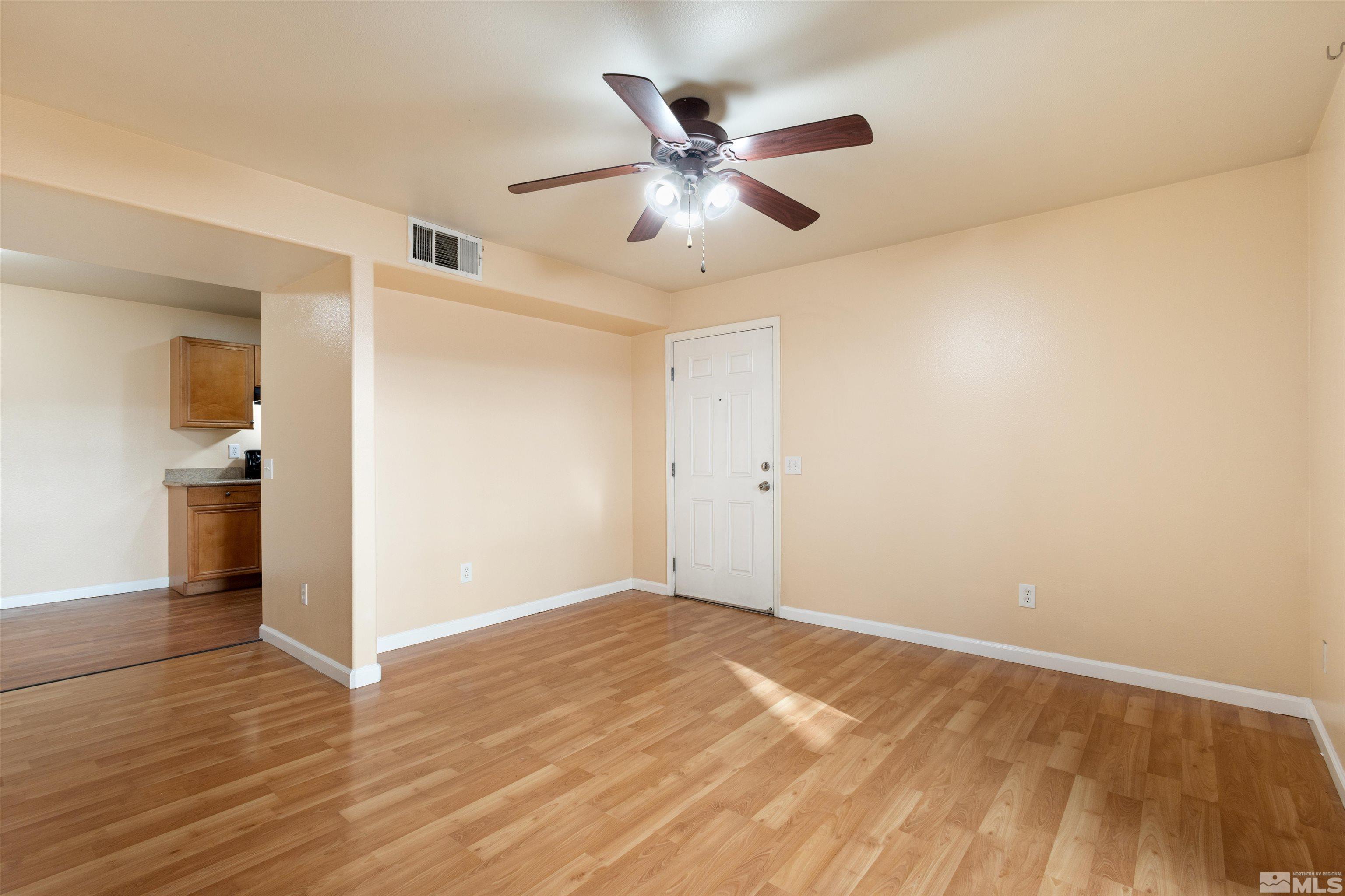 2000 Silverada Boulevard, Unit 213 Reno, NV 89512 - Photo 7 of 17 Photo 7