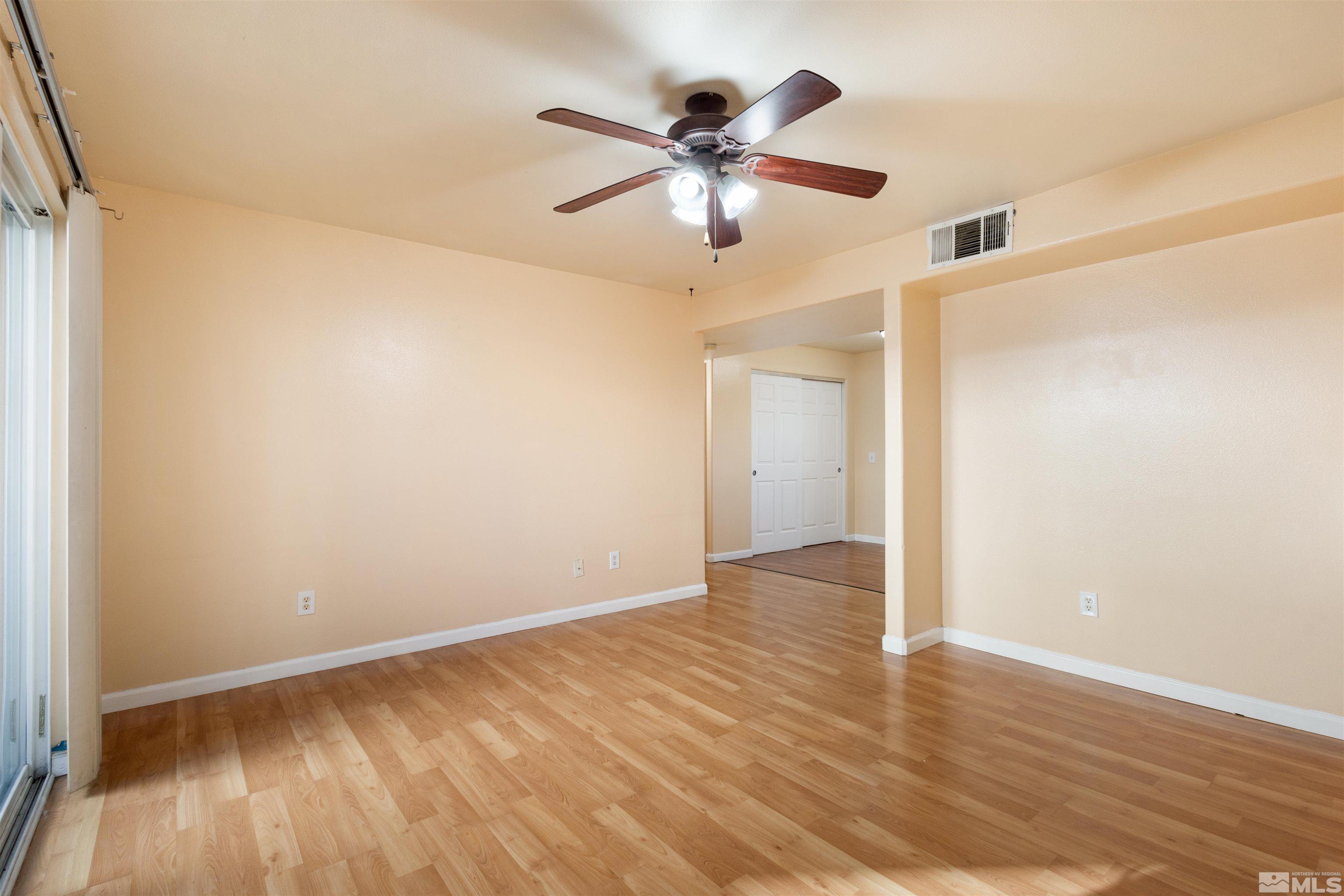 2000 Silverada Boulevard, Unit 213 Reno, NV 89512 - Photo 8 of 17 Photo 8