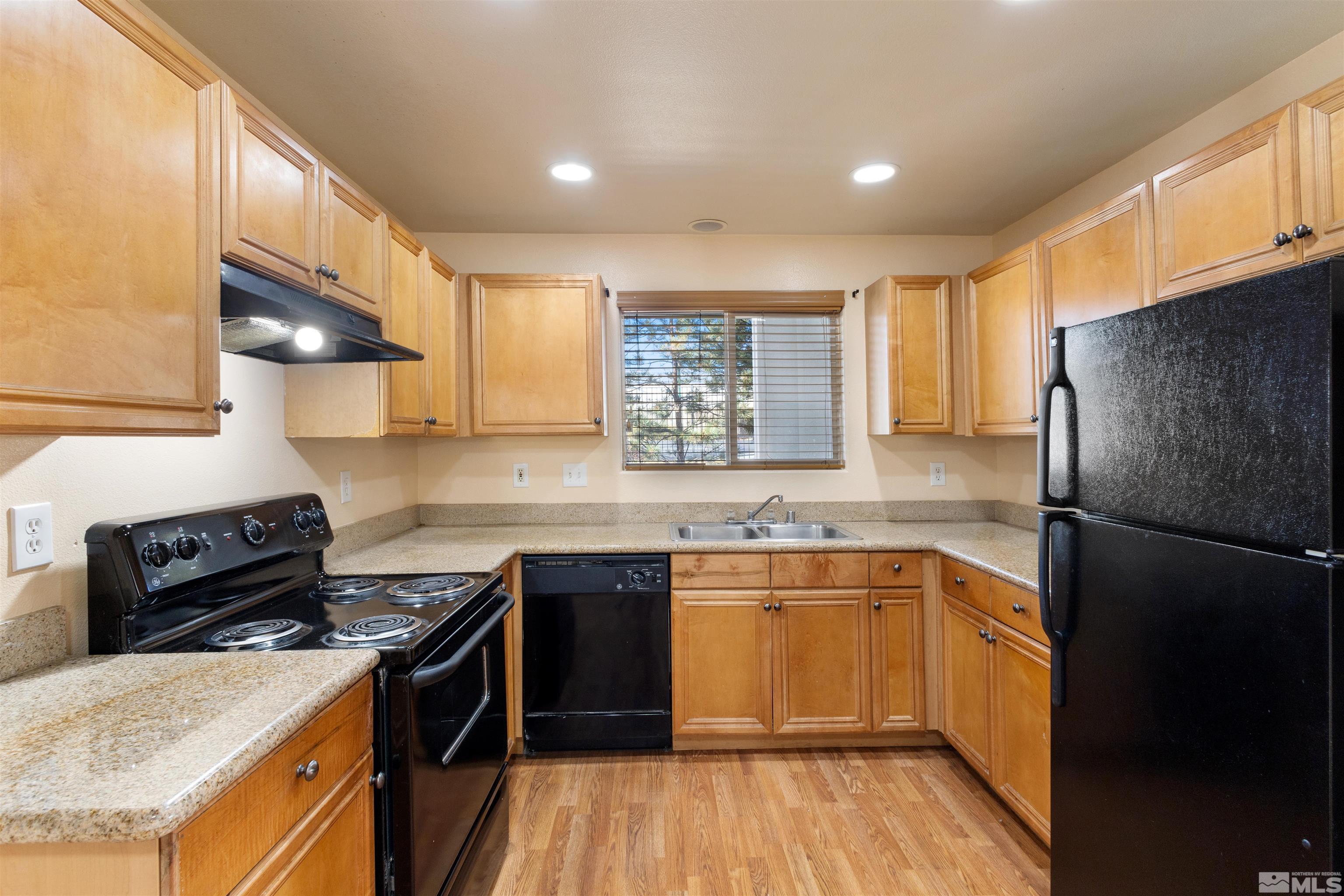 2000 Silverada Boulevard, Unit 213 Reno, NV 89512 - Photo 10 of 17 Photo 10