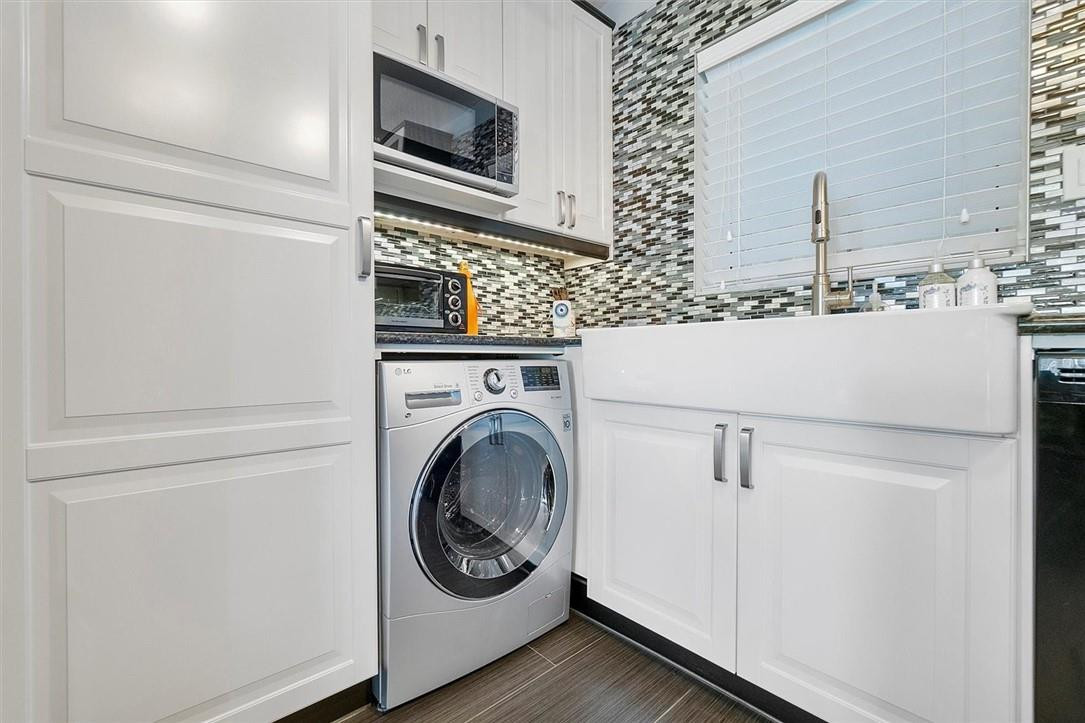 999 North Riverside Drive, Unit 9 Pompano Beach, FL 33062 - Photo 8 of 24 Photo 8