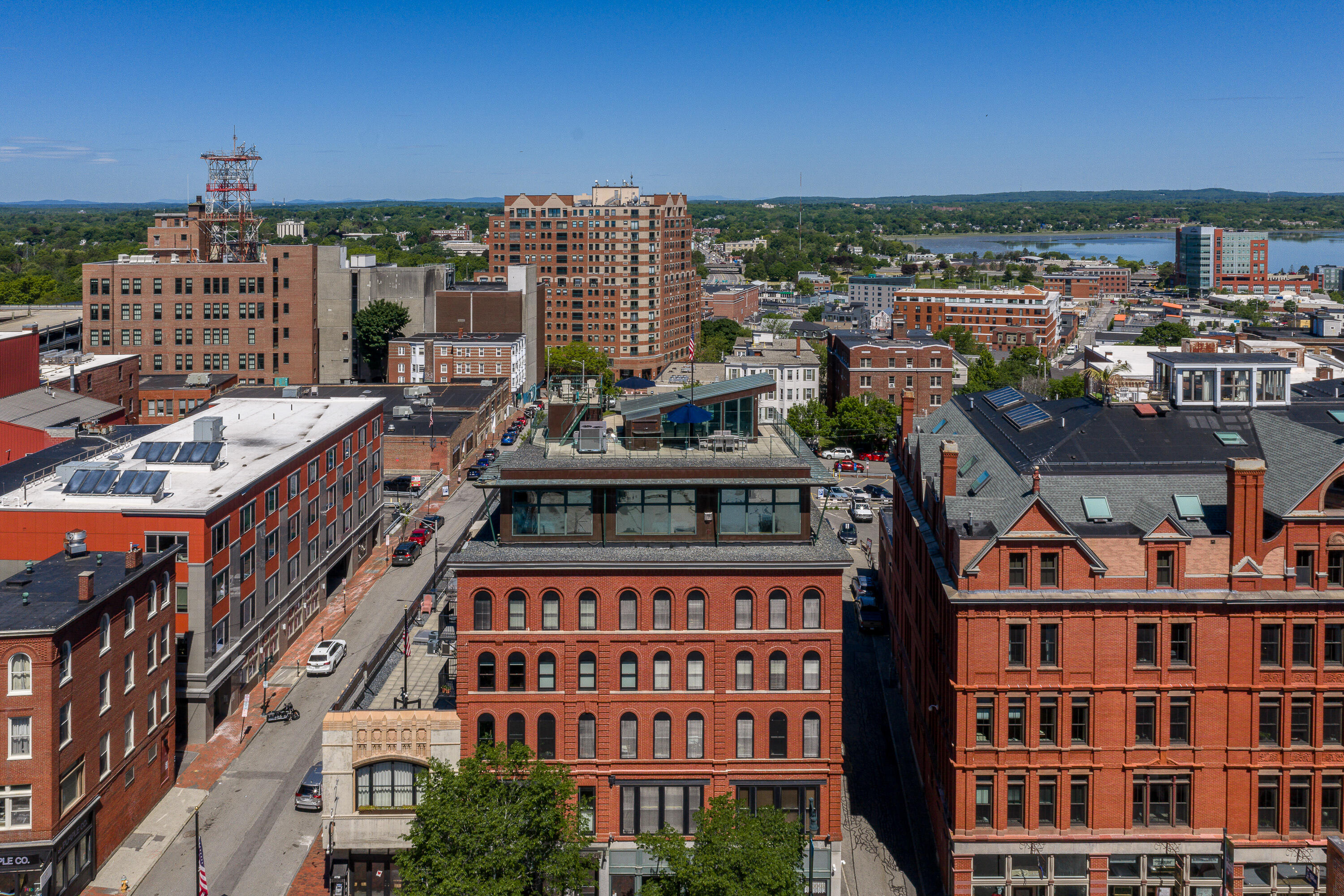 547 Congress Street, Unit 6 Portland, ME 04101 - Photo 31 of 40 2026.06.24 Penthouse Congress-33