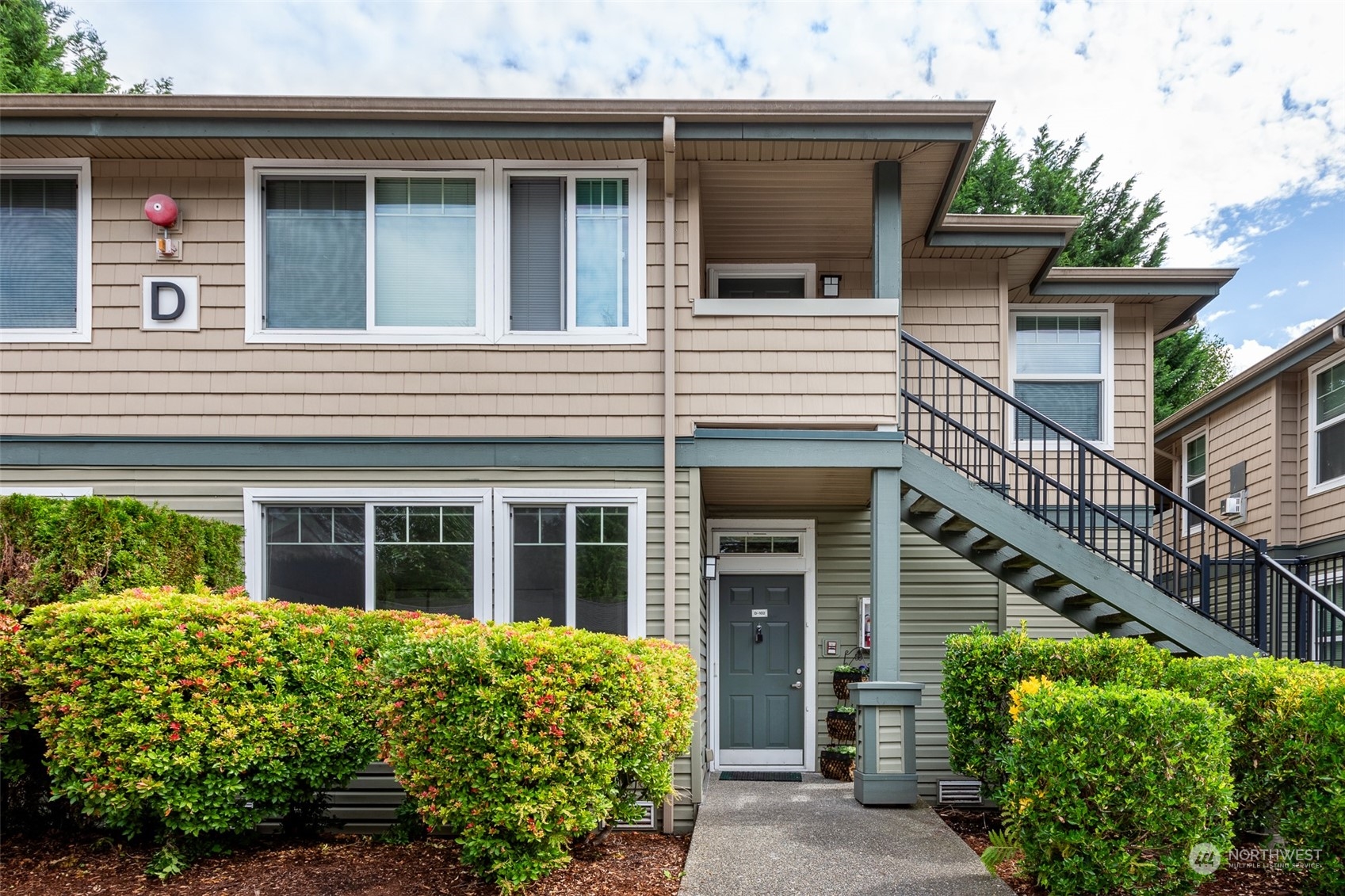 1500 South 18th Street, Unit D102 Renton, WA 98055 - Photo 2 of 21 Gallery Image 2