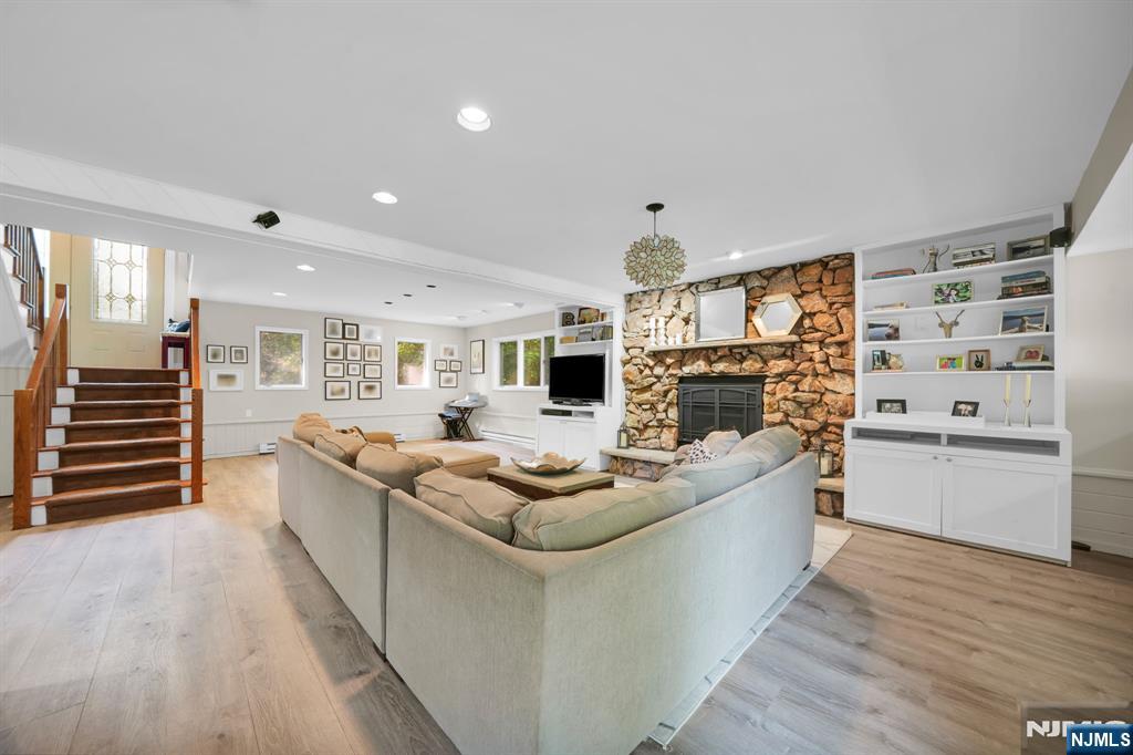 19 Pepper Road Towaco, NJ 07082 - Photo 13 of 24 Gallery Image 13
