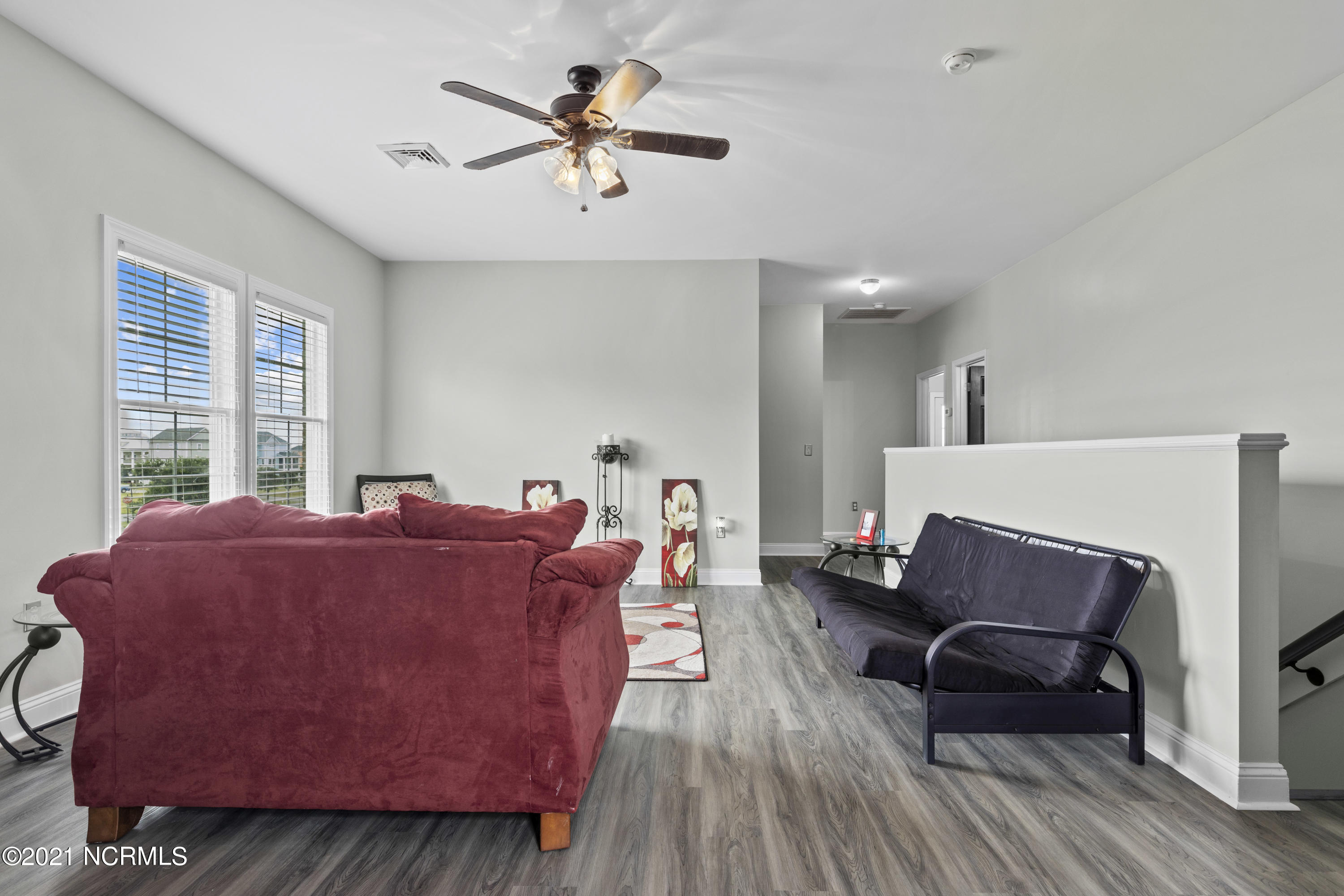 206 Colleton Square Newport, NC 28570 - Photo 14 of 57 3rd level living