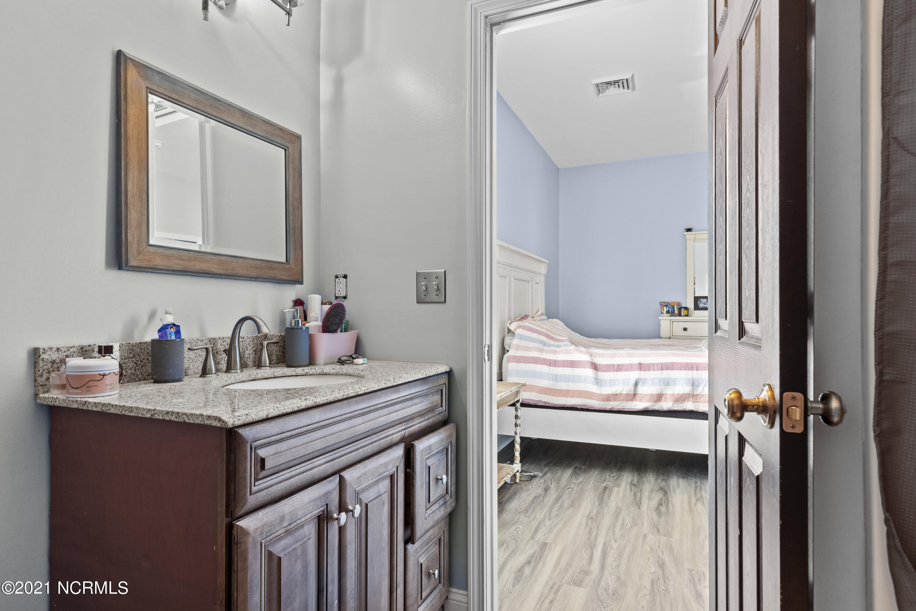206 Colleton Square Newport, NC 28570 - Photo 16 of 57 206 Colleton Square-45