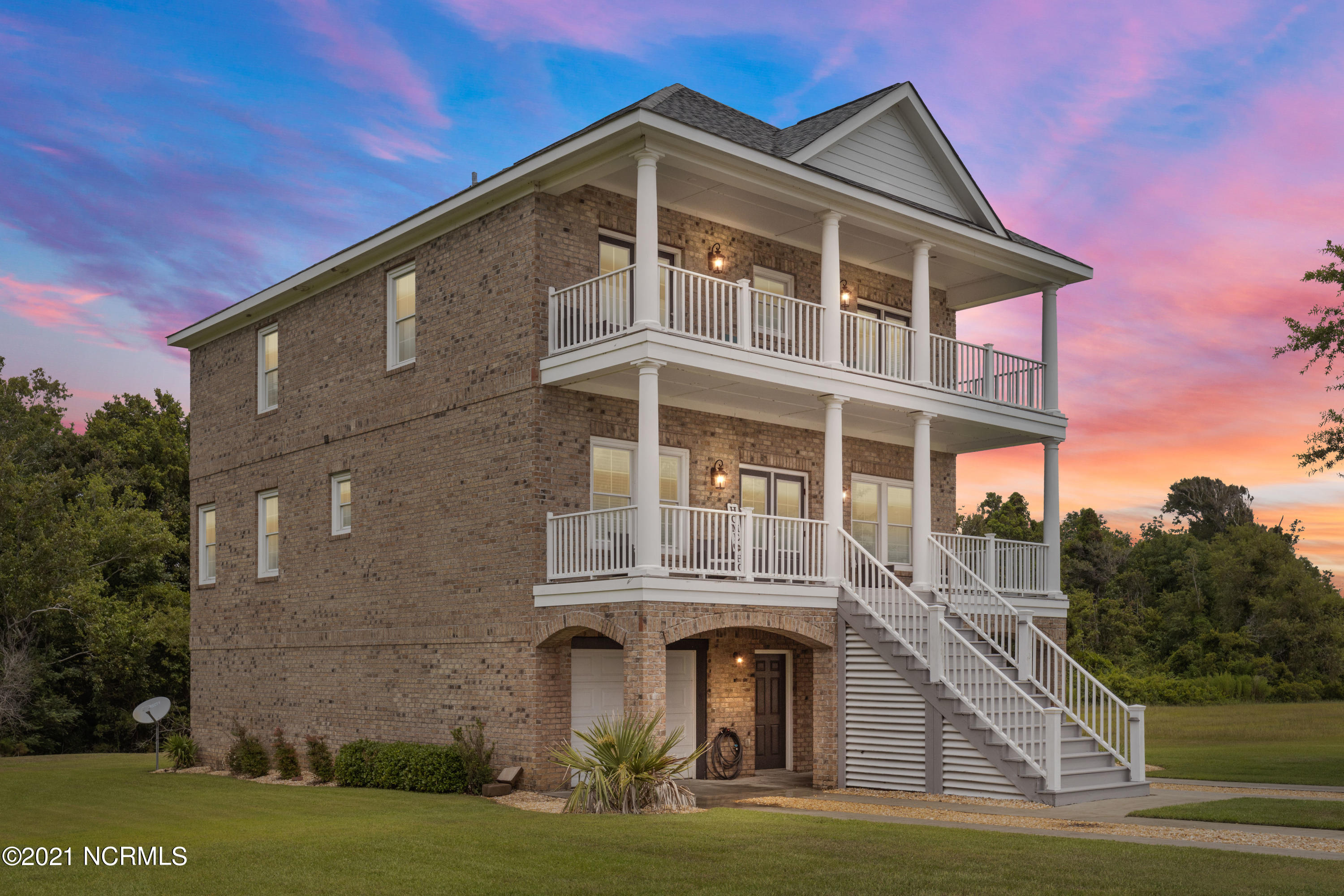 206 Colleton Square-1-2