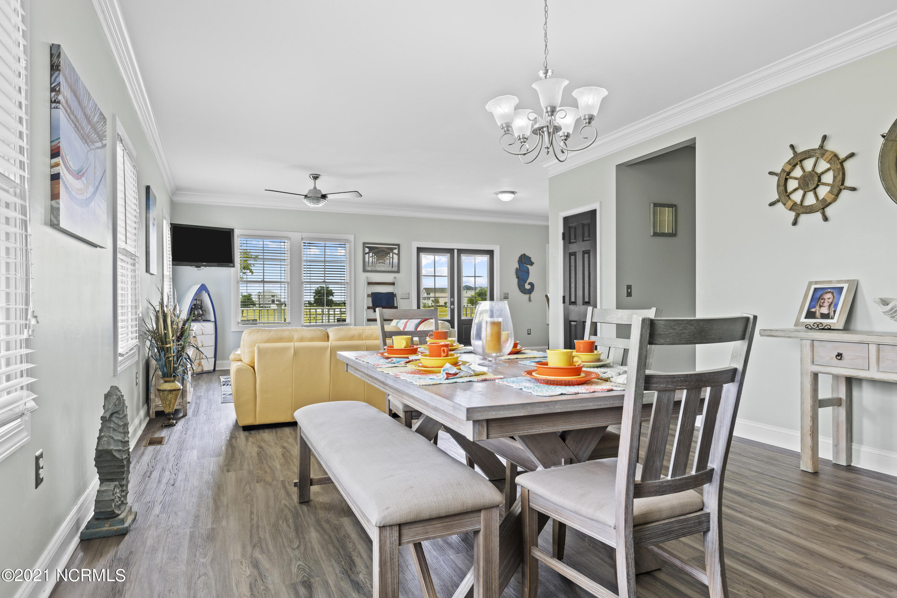 206 Colleton Square-27