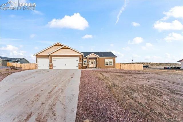 $399,000 | 1334 North Will Rogers Drive, Pueblo, CO 81007