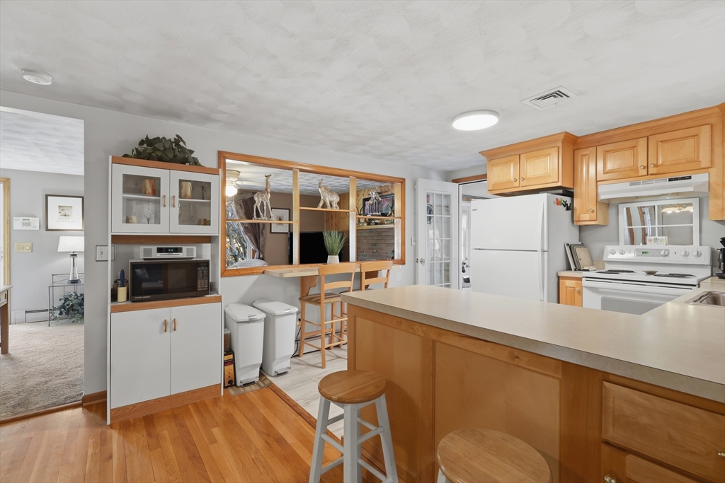 12 Edgewood Road Milford, MA 01757 - Photo 9 of 41