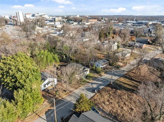 $169,900 | 308 West Kearns Avenue, High Point, NC 27260