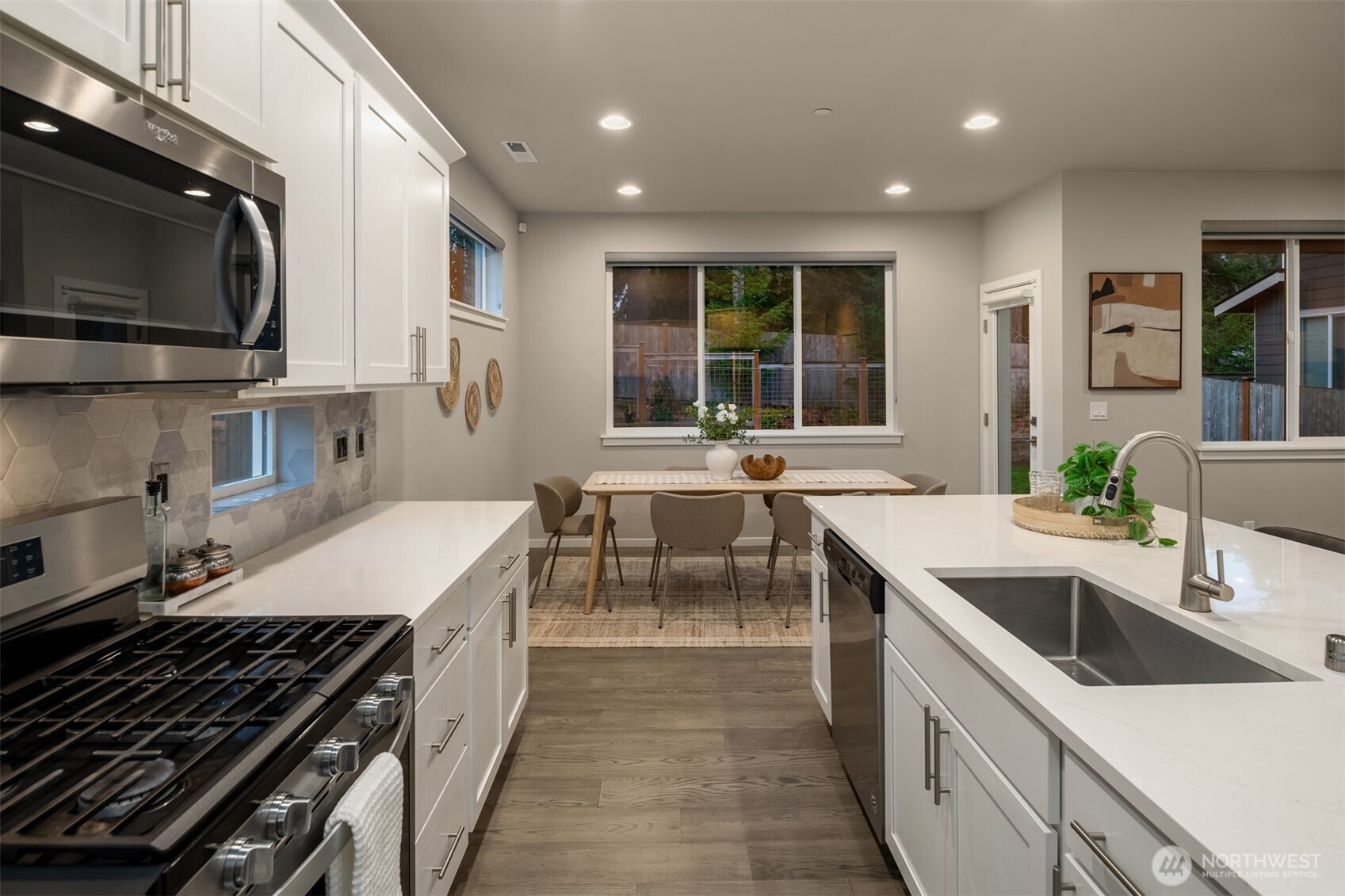 18627 Meridian Place West Bothell, WA 98012 - Photo 12 of 40