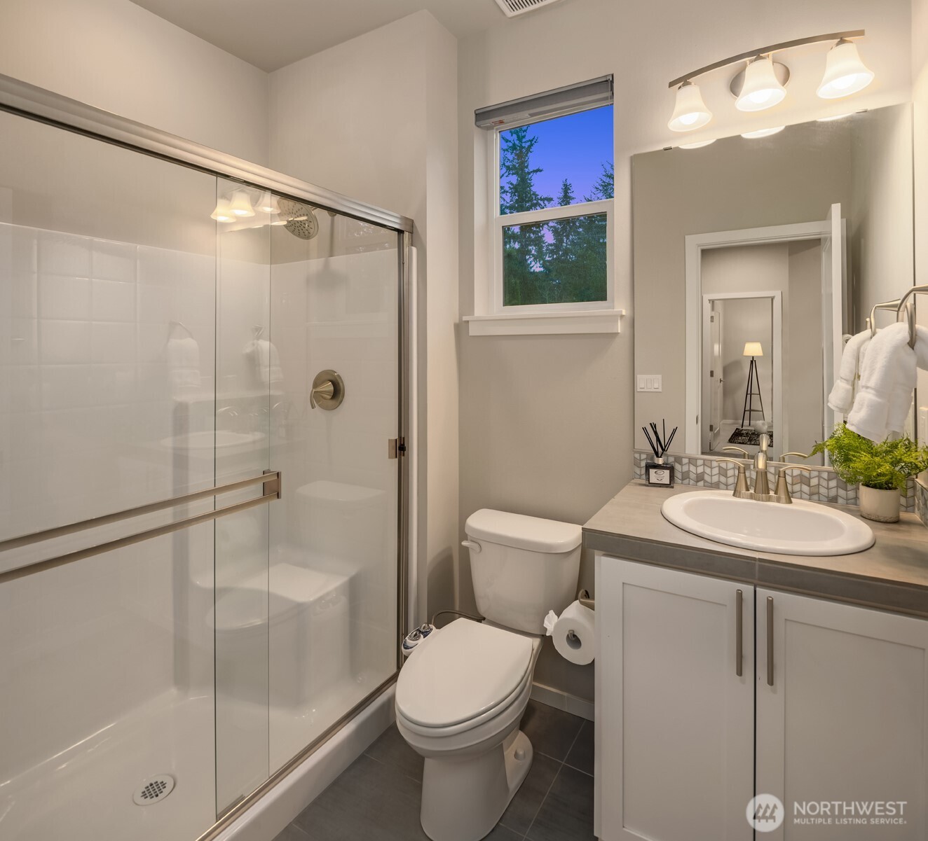 18627 Meridian Place West Bothell, WA 98012 - Photo 16 of 40