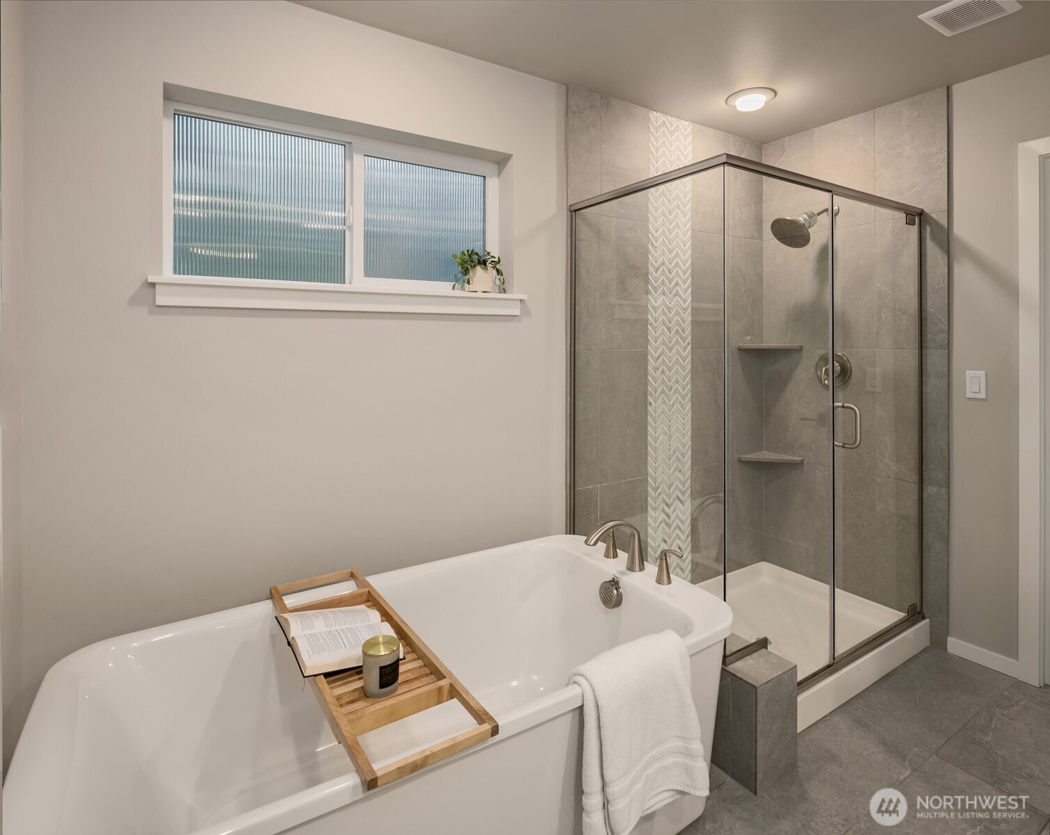 18627 Meridian Place West Bothell, WA 98012 - Photo 25 of 40