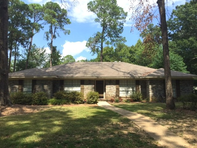 6238 Whitestone Road Jackson, MS 39206 - Photo 1 of 7 Photo 1