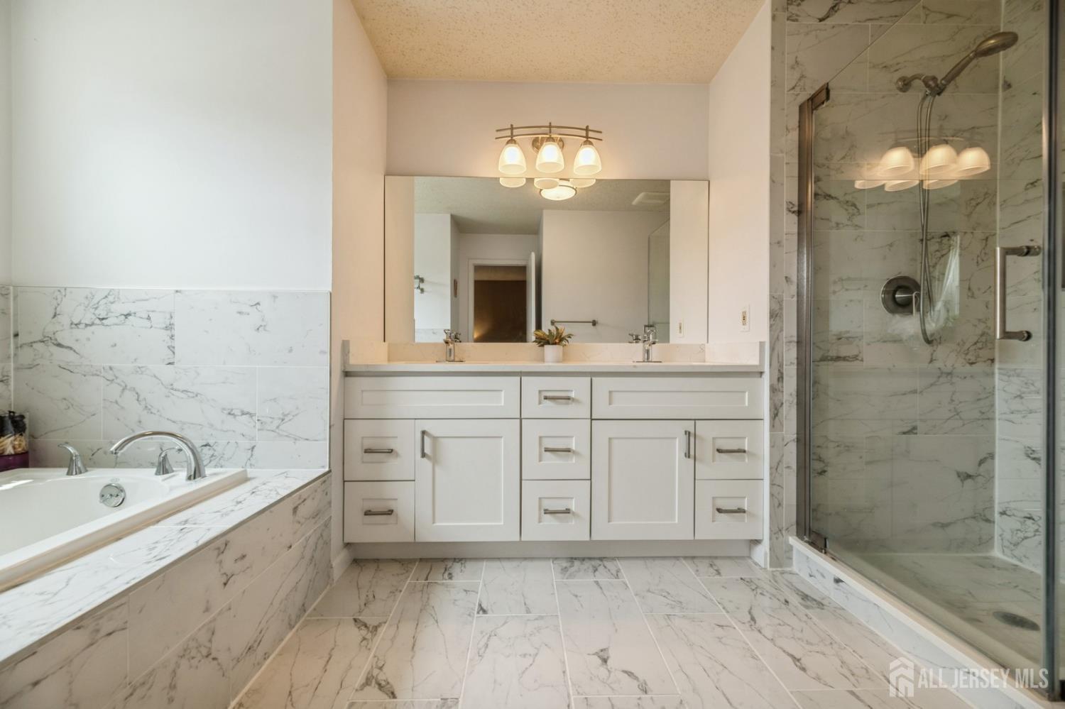 349 Lunar Road Piscataway, NJ 08854 - Photo 17 of 25 Gallery Image 17