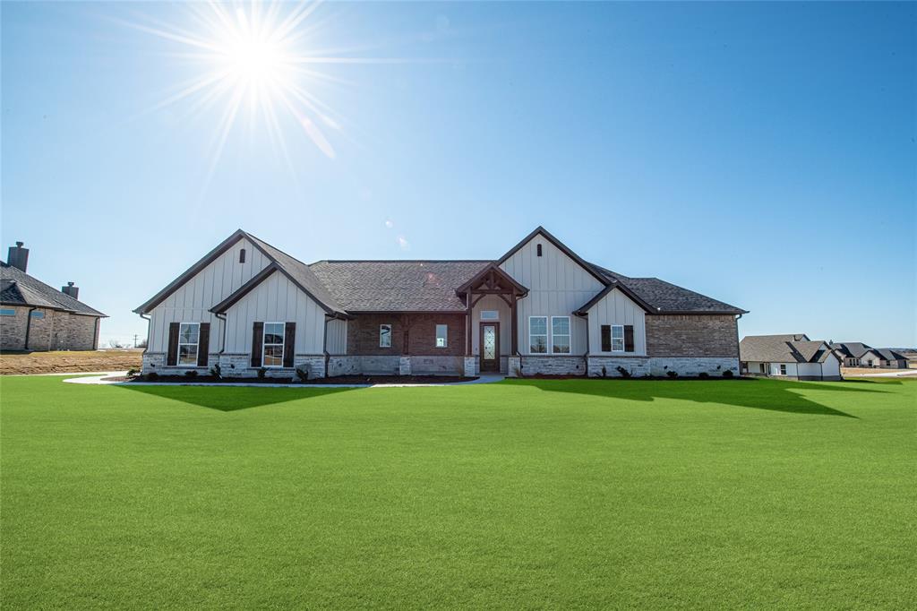 454 Collum View Azle, TX 76020 - Photo 1 of 36