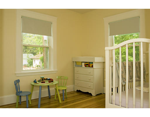 162 Overlook Road Arlington, MA 02474 - Photo 7 of 12 a living room with furniture