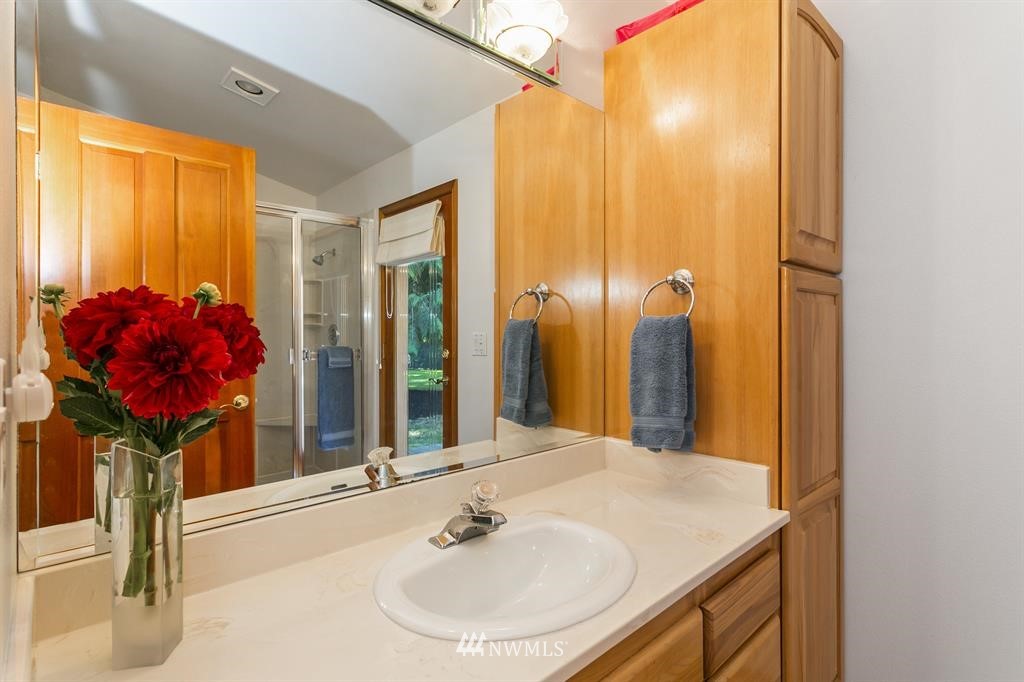 11934 Fay Road Northeast Carnation, WA 98014 - Photo 14 of 24 Gallery Image 14